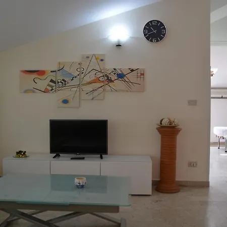 Diamante&smeraldo 아파트 체팔루