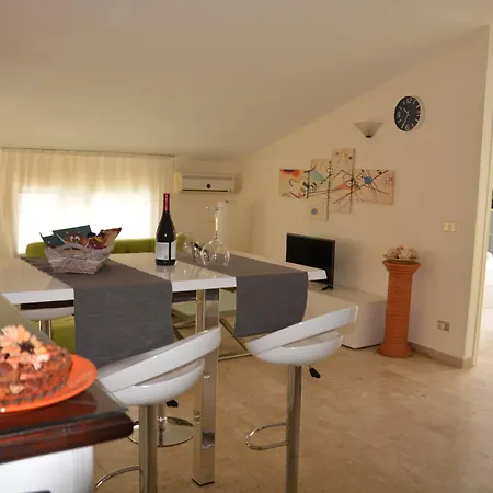 Diamante&smeraldo 체팔루